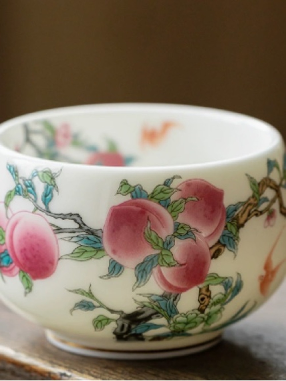 Hand-Painted Peach Motif Porcelain Bowl - White and Pink